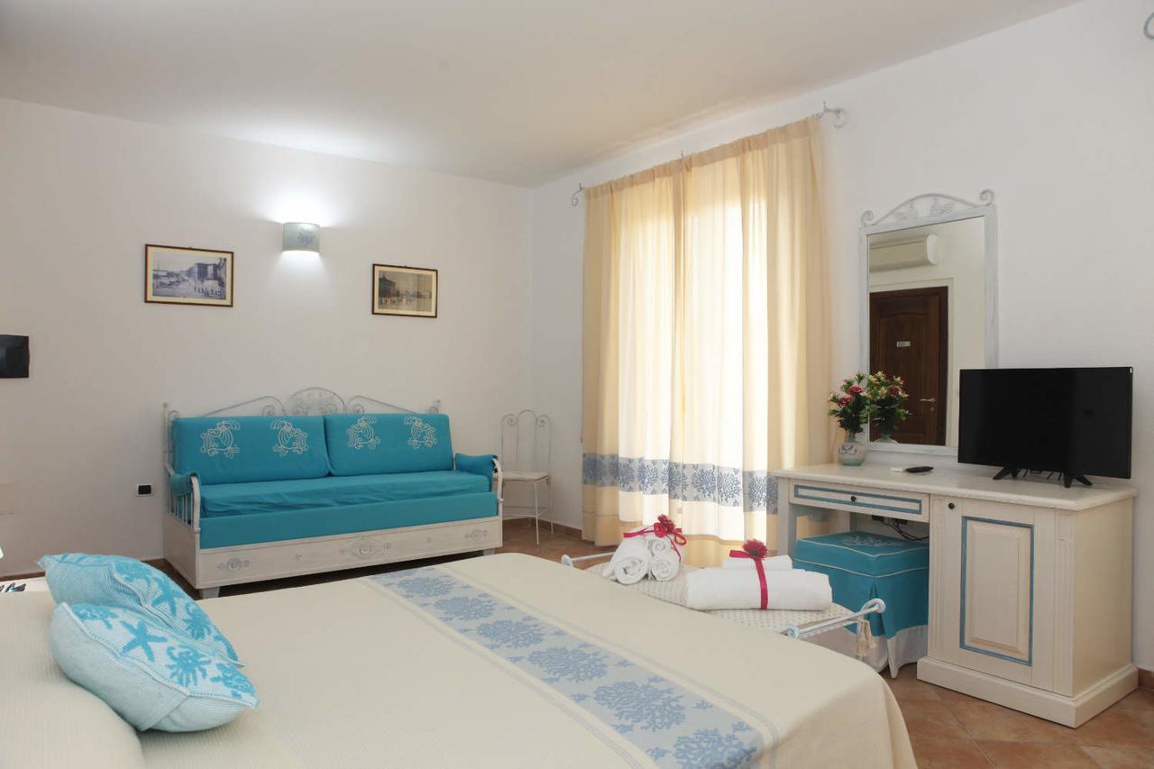 Guest House Villabianca La Maddalena  Exterior foto