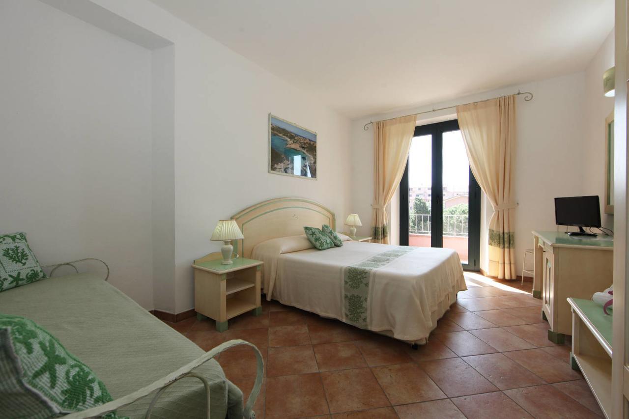 Guest House Villabianca La Maddalena  Exterior foto