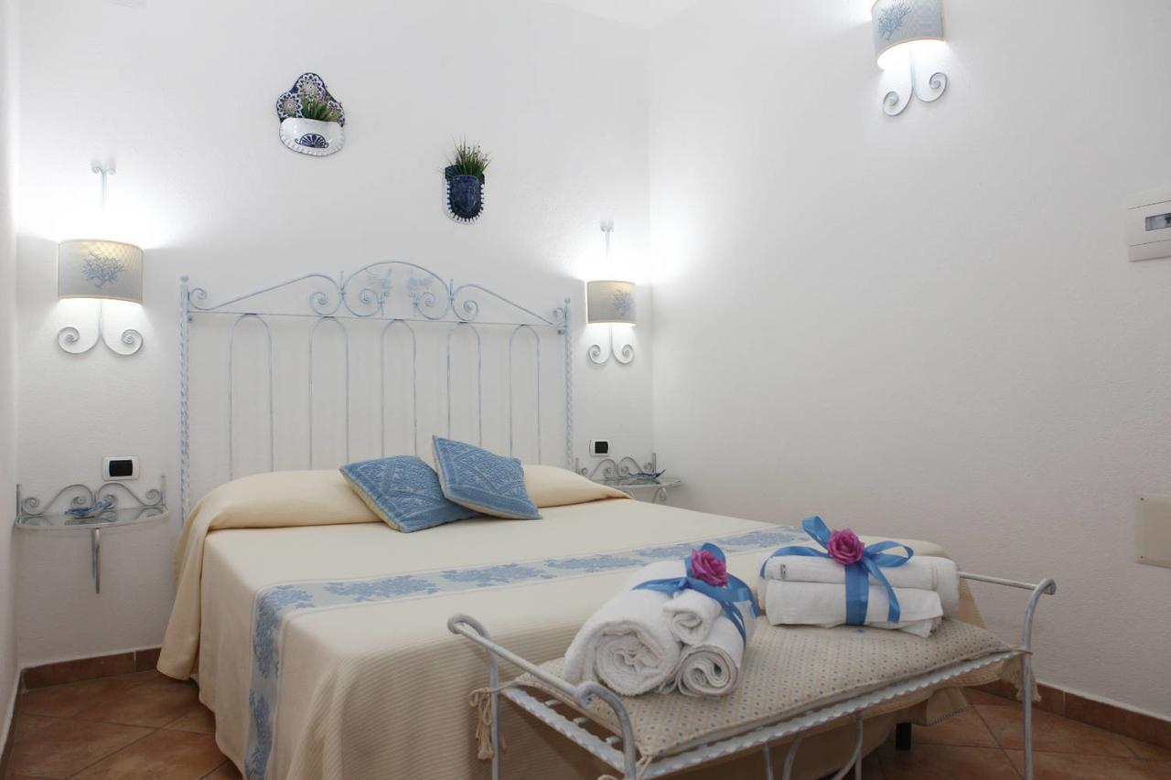 Guest House Villabianca La Maddalena  Exterior foto