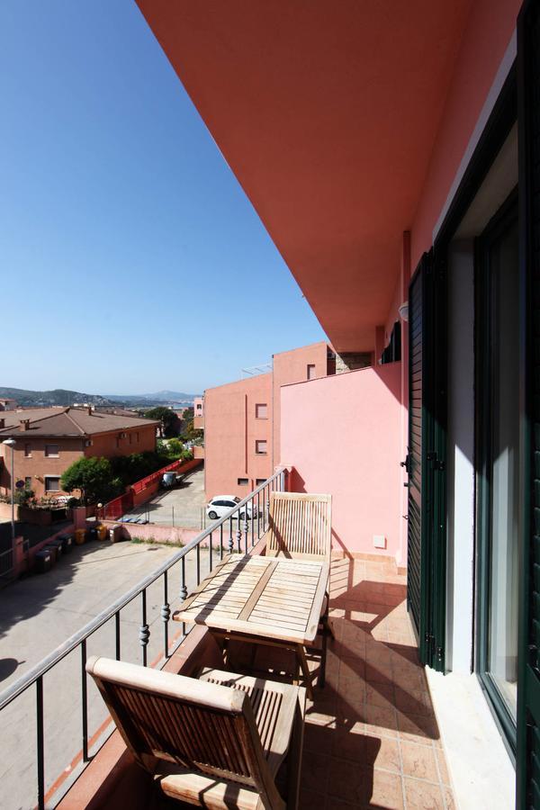 Guest House Villabianca La Maddalena  Exterior foto